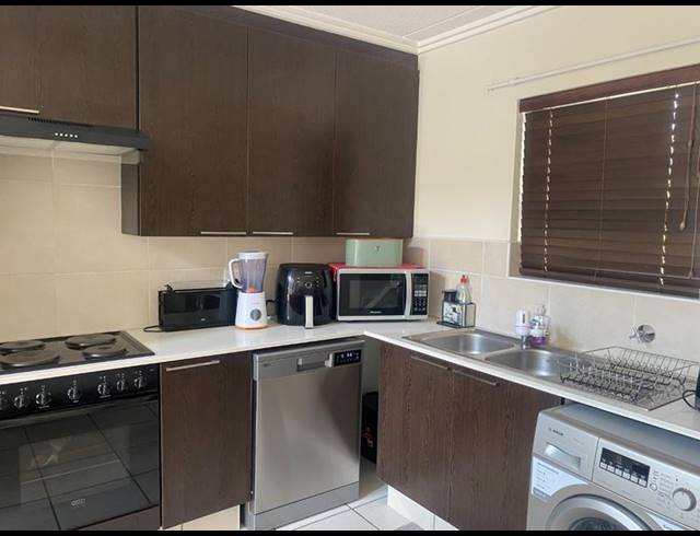 2 BEDROOM PROPERTY TO RENT IN PAULSHOF